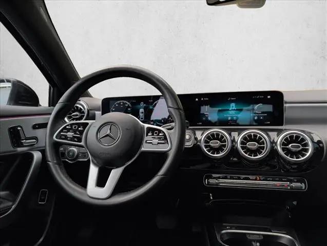 2020 Mercedes-Benz A 220 A 220