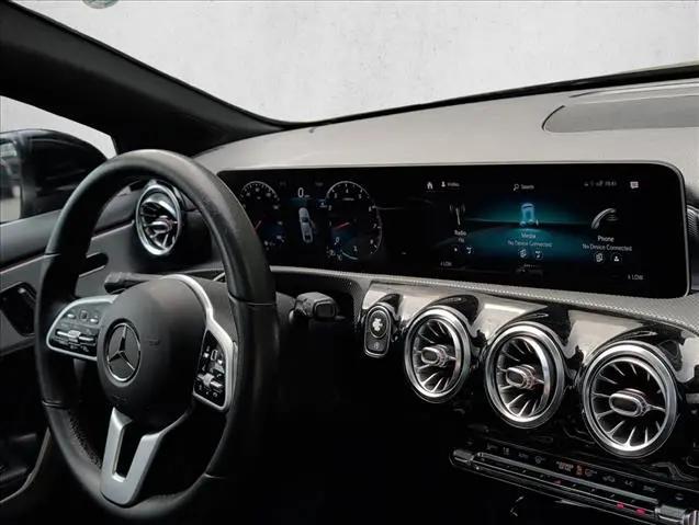 2020 Mercedes-Benz A 220 A 220