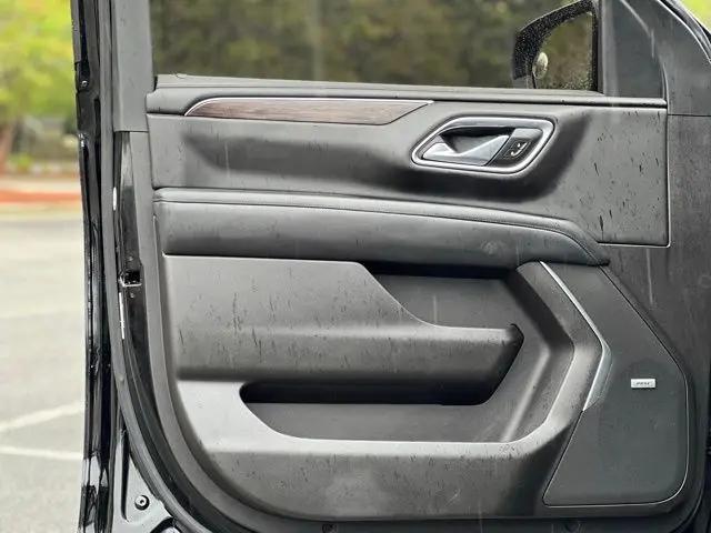 2021 Chevrolet Suburban 4WD LT