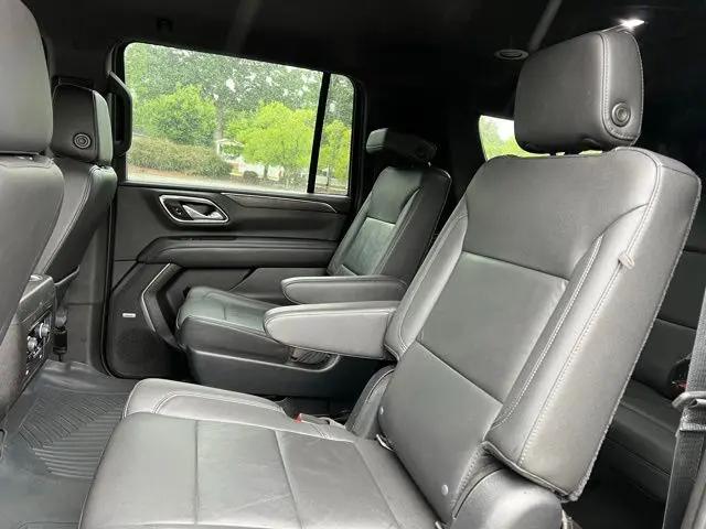 2021 Chevrolet Suburban 4WD LT