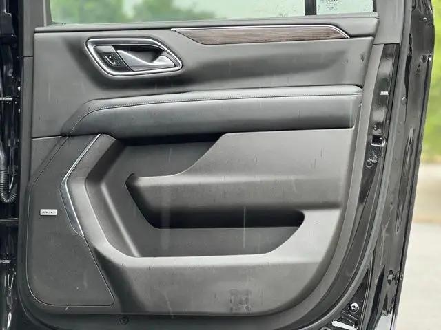 2021 Chevrolet Suburban 4WD LT