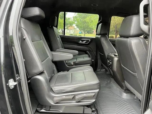 2021 Chevrolet Suburban 4WD LT