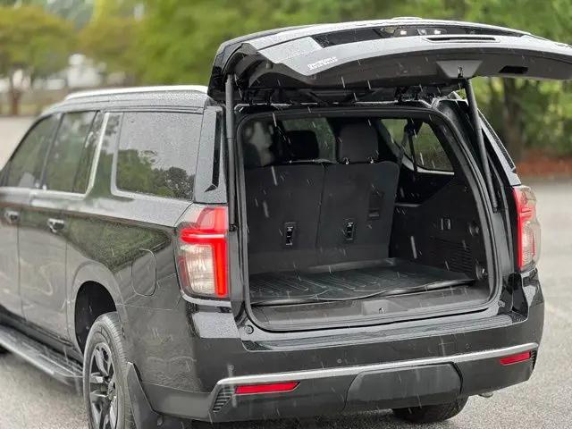 2021 Chevrolet Suburban 4WD LT