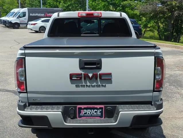 2022 GMC Canyon 4WD Crew Cab Short Box Elevation