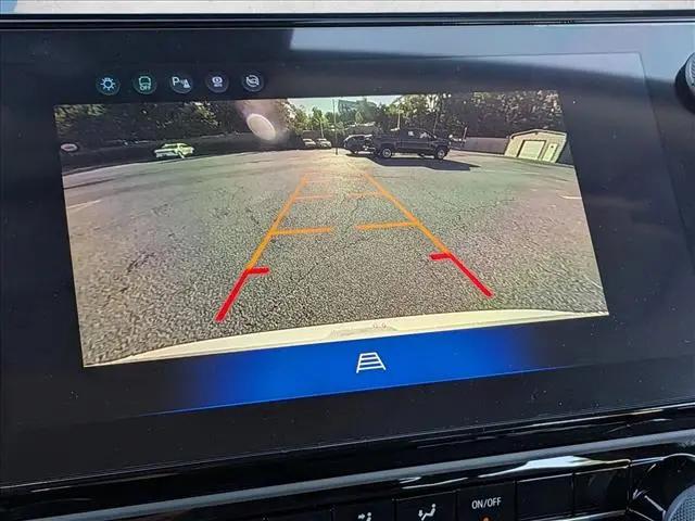 2027 Chevrolet Bolt LT FWD