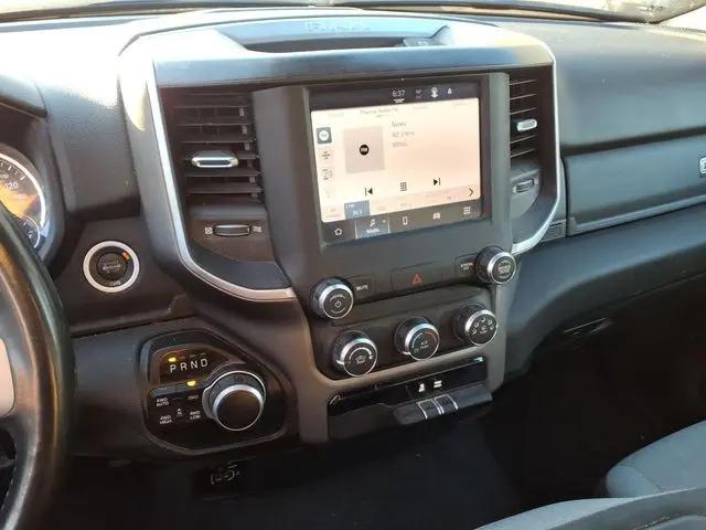 2022 Ram 1500 Big Horn Crew Cab 4x4 5'7" Box