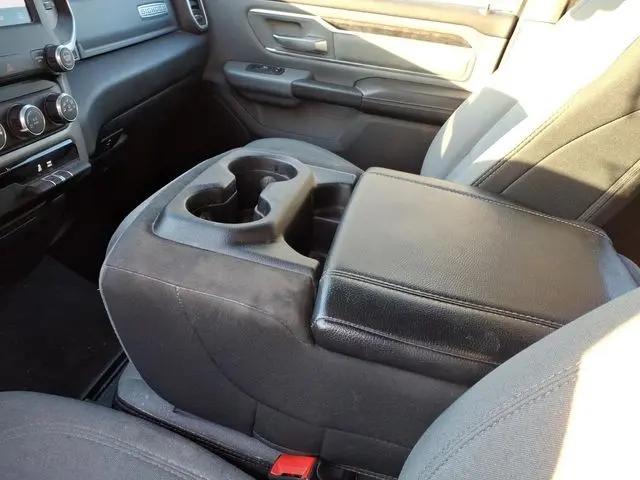 2022 Ram 1500 Big Horn Crew Cab 4x4 5'7" Box