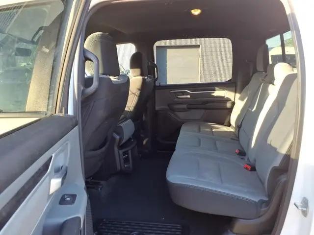 2022 Ram 1500 Big Horn Crew Cab 4x4 5'7" Box