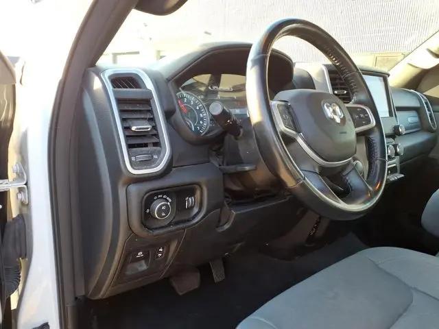 2022 Ram 1500 Big Horn Crew Cab 4x4 5'7" Box