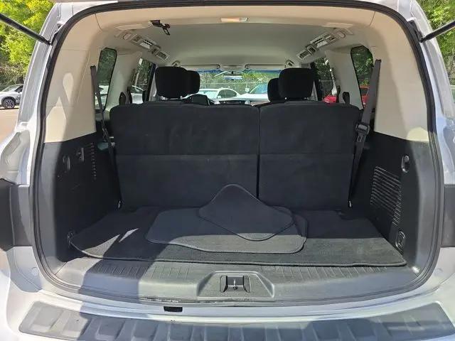 2017 Nissan Armada SV