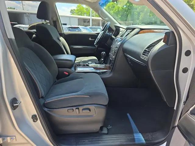 2017 Nissan Armada SV