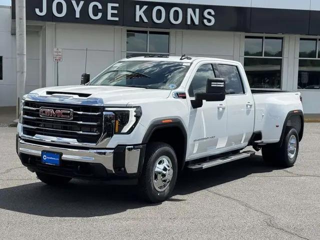 2026 GMC Sierra 3500HD Crew Cab, Long Bed, SLE Dual Rear Wheel, 4WD