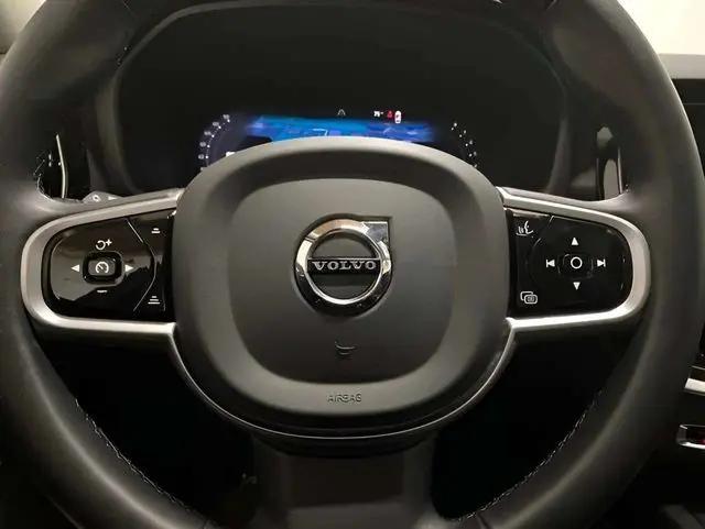 2025 Volvo V60 Cross Country Plus, B5 AWD Gas (mild hybrid)