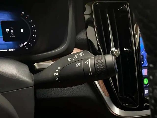 2025 Volvo V60 Cross Country Plus, B5 AWD Gas (mild hybrid)