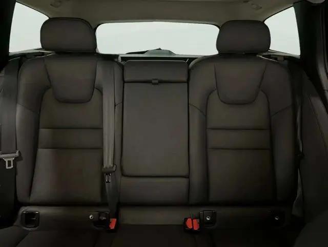 2025 Volvo V60 Cross Country Plus, B5 AWD Gas (mild hybrid)