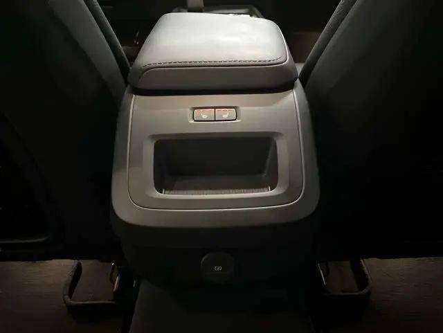 2025 Volvo V60 Cross Country Plus, B5 AWD Gas (mild hybrid)