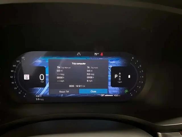 2025 Volvo V60 Cross Country Plus, B5 AWD Gas (mild hybrid)