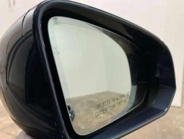 2025 Volvo V60 Cross Country Plus, B5 AWD Gas (mild hybrid)