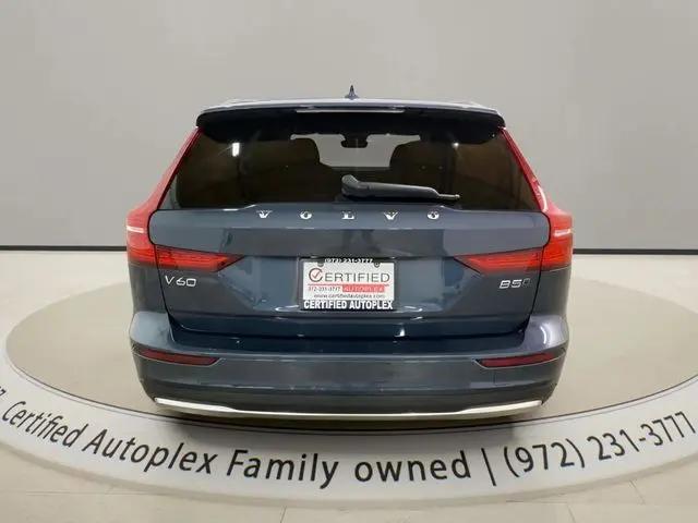 2025 Volvo V60 Cross Country Plus, B5 AWD Gas (mild hybrid)