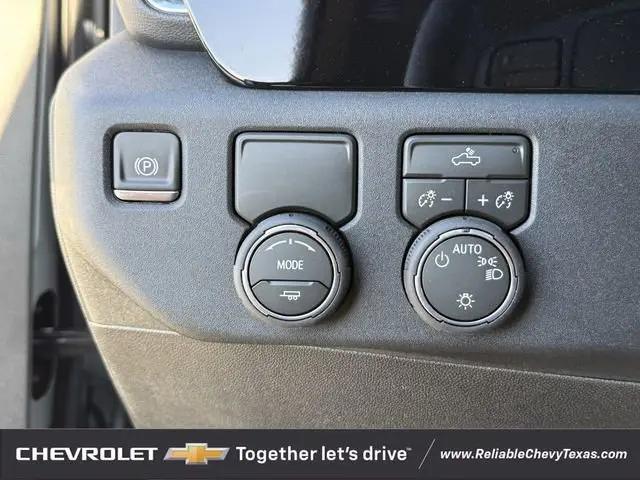 2026 Chevrolet Silverado 1500 2WD Crew Cab Short Bed LT