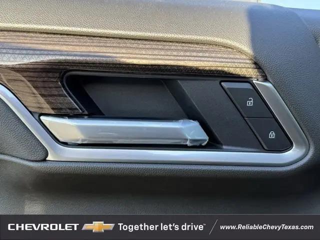 2026 Chevrolet Silverado 1500 2WD Crew Cab Short Bed LT