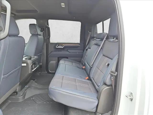 2026 Chevrolet Silverado 2500HD Crew Cab, Standard Bed, High Country, 4WD