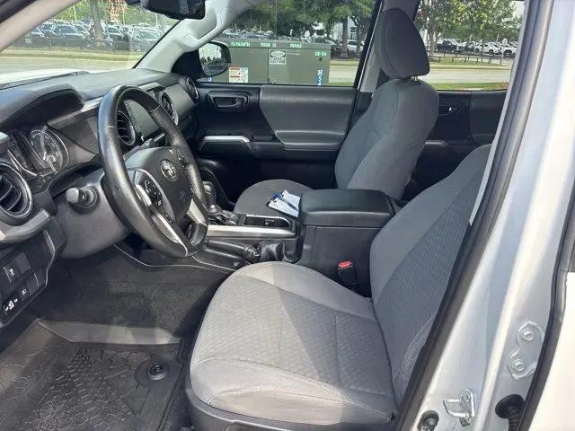 2022 Toyota Tacoma SR5 V6