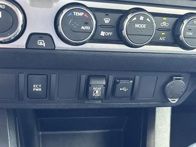 2022 Toyota Tacoma SR5 V6