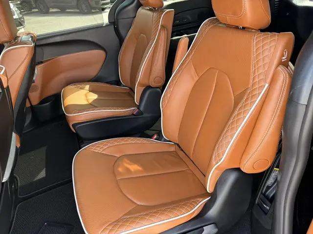 2024 Chrysler Pacifica Pinnacle