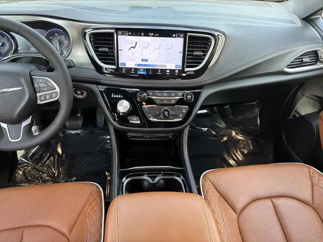 2024 Chrysler Pacifica Pinnacle