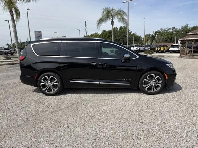 2024 Chrysler Pacifica Pinnacle
