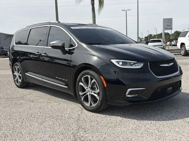 2024 Chrysler Pacifica Pinnacle