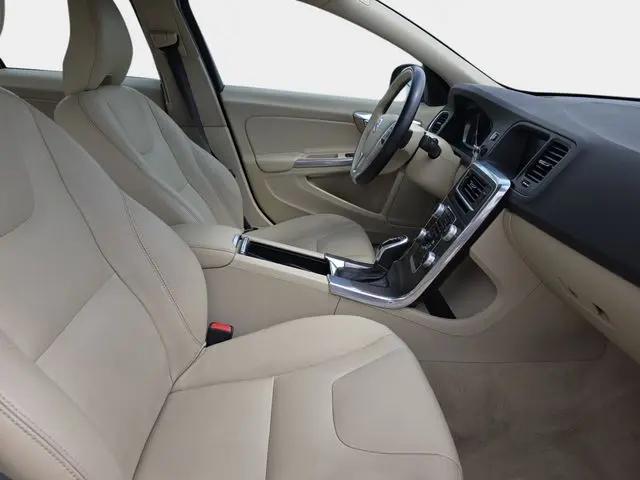 2015 Volvo S60 T5 Premier