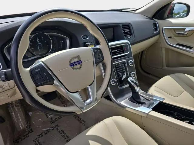 2015 Volvo S60 T5 Premier