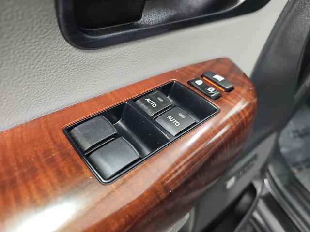 2017 Toyota Sequoia Platinum