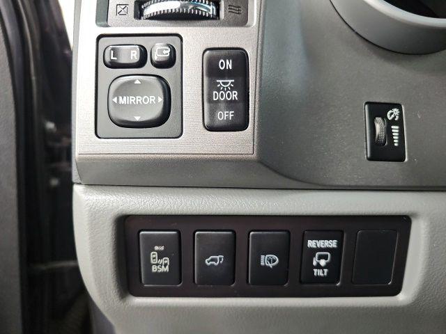 2017 Toyota Sequoia Platinum