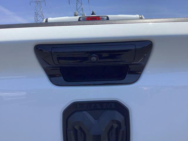 2023 Ram 1500 Big Horn Crew Cab 4x4 5'7" Box