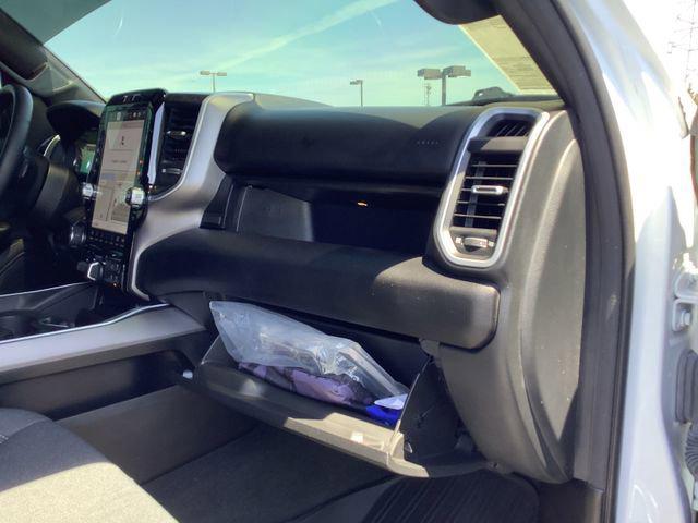 2023 Ram 1500 Big Horn Crew Cab 4x4 5'7" Box