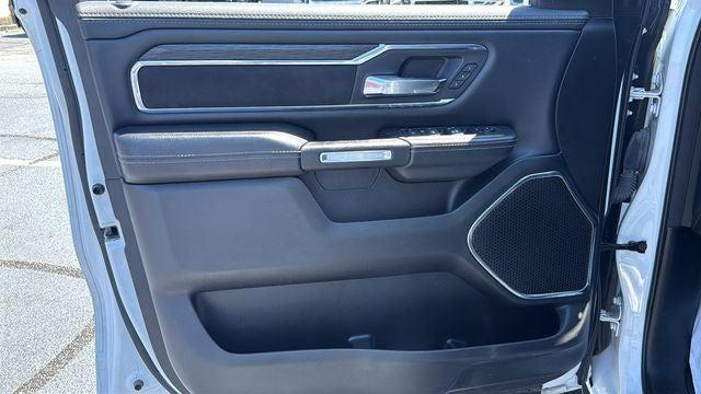 2024 Ram 1500 Laramie Crew Cab 4x2 5'7" Box