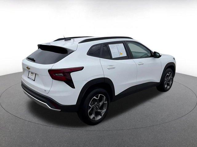 2025 Chevrolet Trax FWD LT