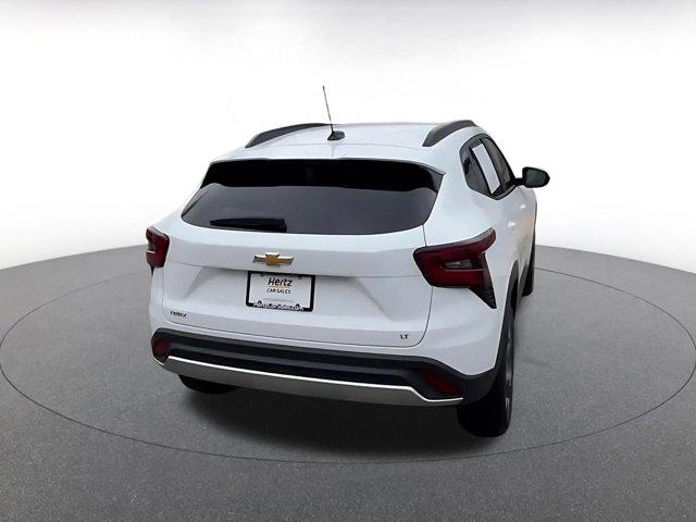 2025 Chevrolet Trax FWD LT