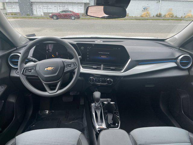 2025 Chevrolet Trax FWD LT