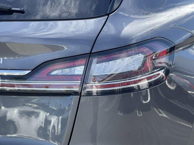 2022 Lincoln Nautilus Standard