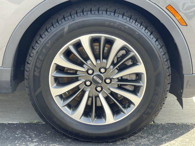 2022 Lincoln Nautilus Standard