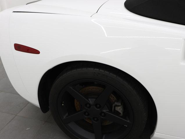 2005 Chevrolet Corvette 2dr Convertible