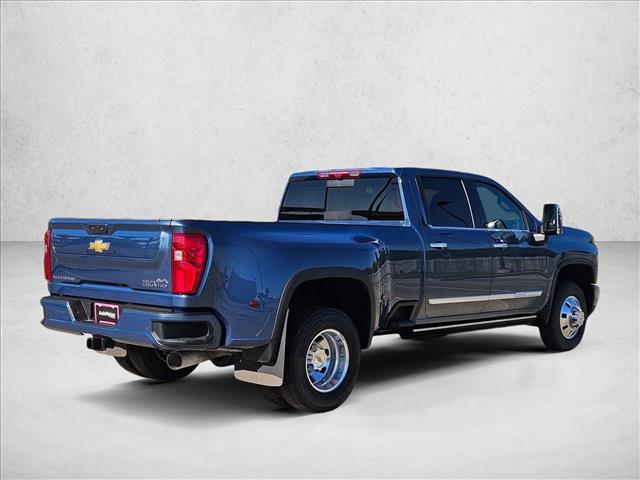 2026 Chevrolet Silverado 3500HD Crew Cab, Long Bed, High Country Dual Rear Wheel, RWD
