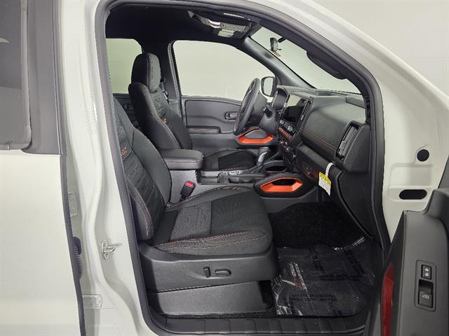 2026 Nissan Frontier Crew Cab Long Bed PRO-4X 4x4