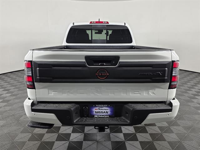 2026 Nissan Frontier Crew Cab Long Bed PRO-4X 4x4