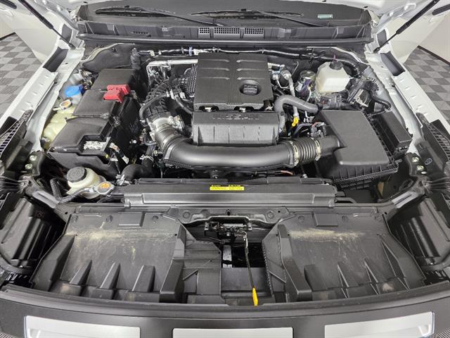 2026 Nissan Frontier Crew Cab Long Bed PRO-4X 4x4