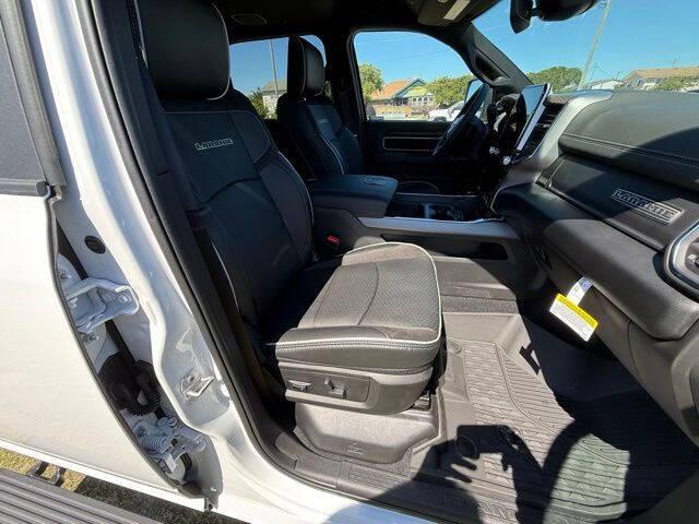 2026 Ram 3500 Laramie Crew Cab 4x4 8' Box